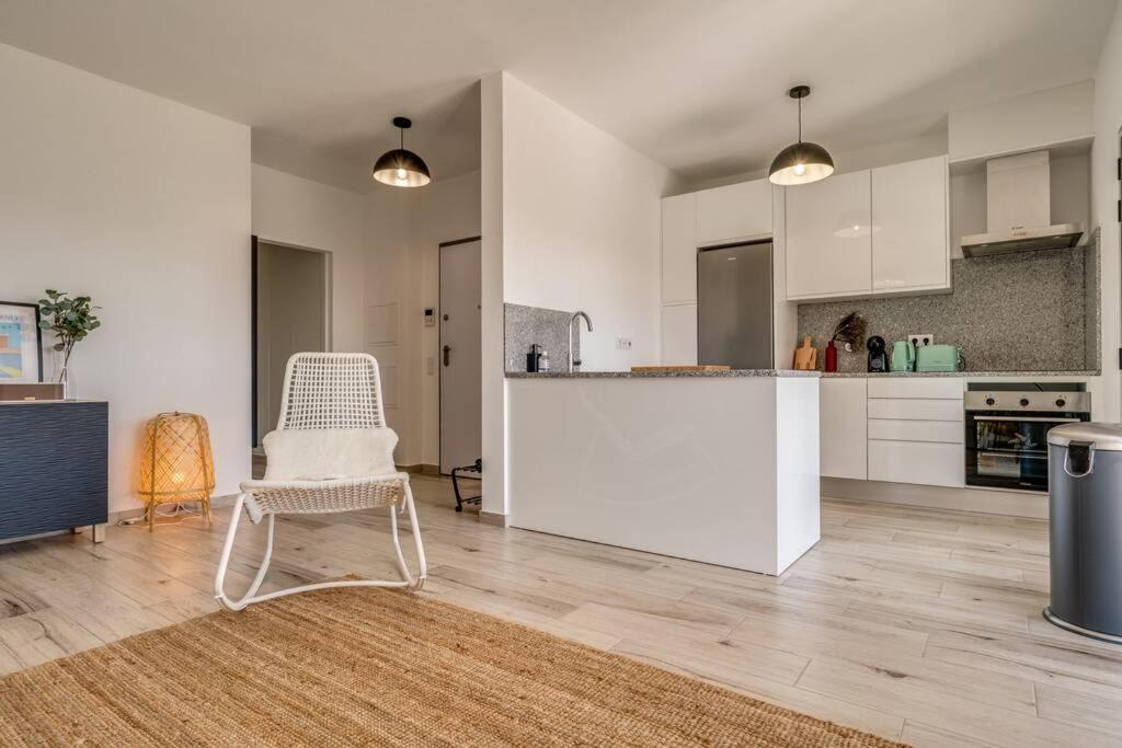 Happiness Apartment - 2Bedroom Apt In Aljezur Exterior foto